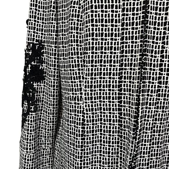 Chicos Womens Black White Lace Applique Ponte Knit Stretch Blazer Jacket 1 8 10 - Picture 6 of 16